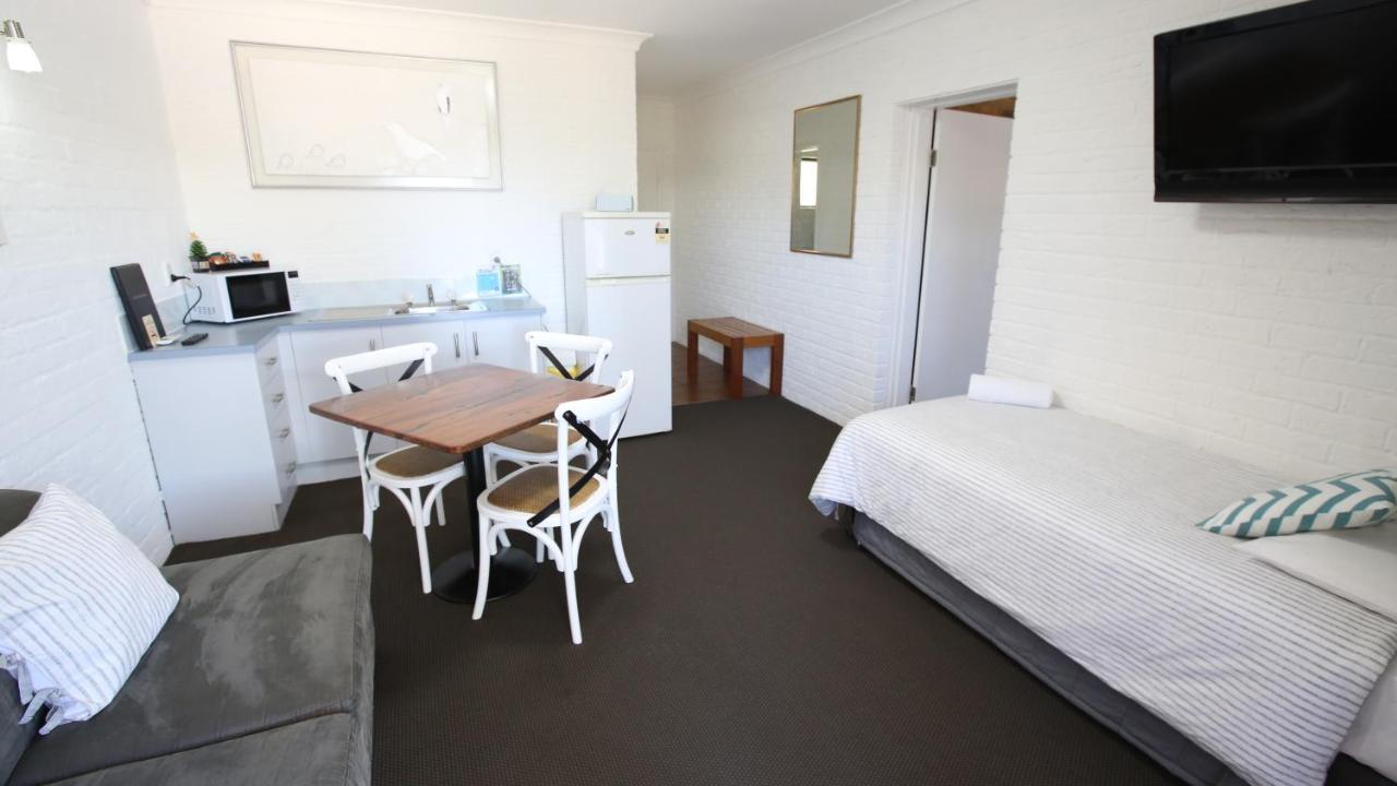Hawks Nest Motel Eksteriør billede